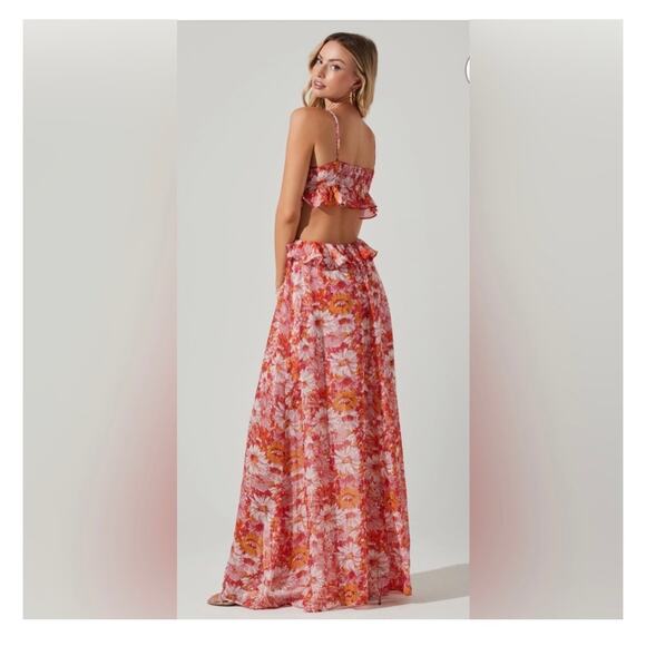 ASTR The Label Palace Floral Cut Out Ruffled Maxi Dress Size Medium Pink Wedding - Picture 13 of 13